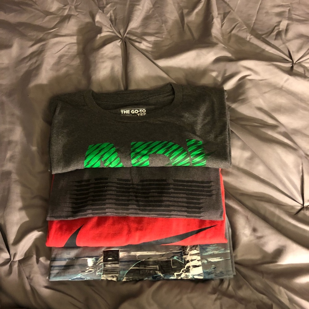 Lot of 4 Men’s XL Tees